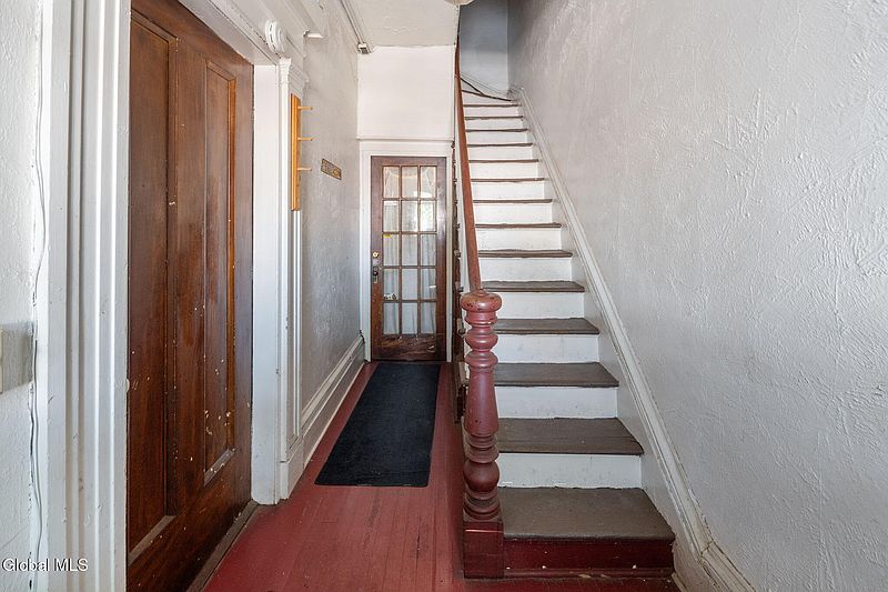 2nd image of 128 Hamilton Street