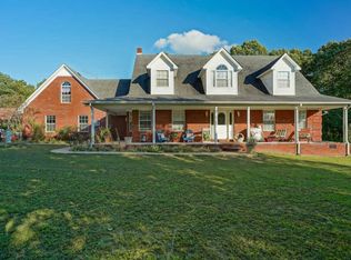 43 S Spencer Dr, Lawrenceburg, TN 38464