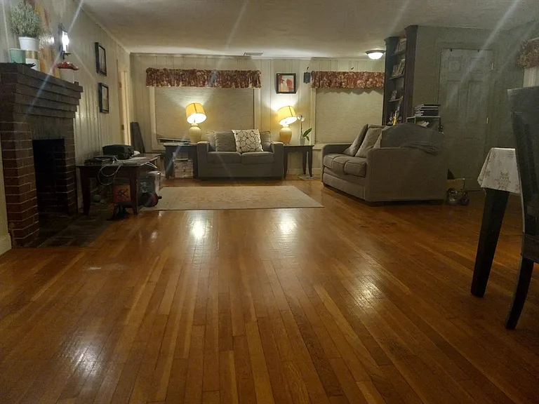 21 Walpole St — Photo 2