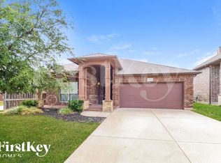 2280 Laurel Forest Dr, Fort Worth, TX 76177