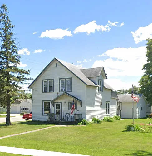 415 E Broadway St Photo 1