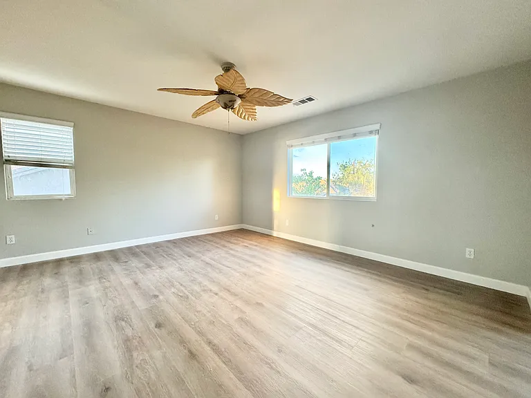 2871 Pinta Ct — Photo 23
