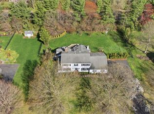 7 Monroe Pl, Cranbury, NJ 08512