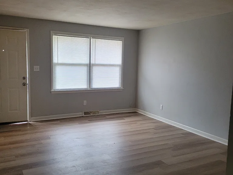 3039 W Cross St #3039 — Photo 5