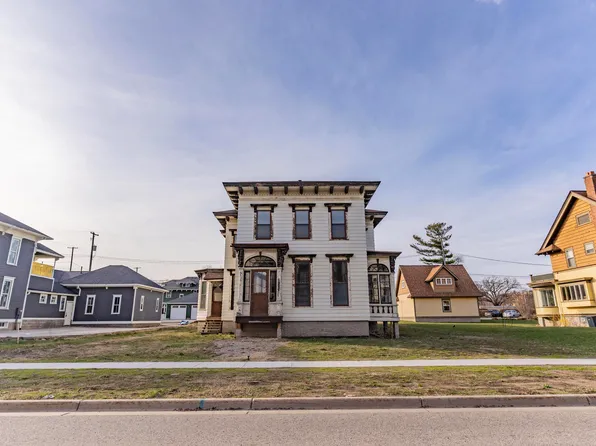 382 W Muskegon Ave, Muskegon, MI 49440