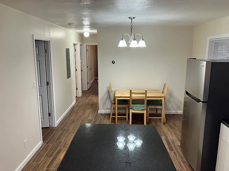 1521 Acacia Dr #1 — Photo 3