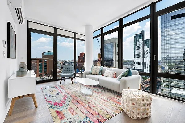 Rented by MOTION New York | media 17