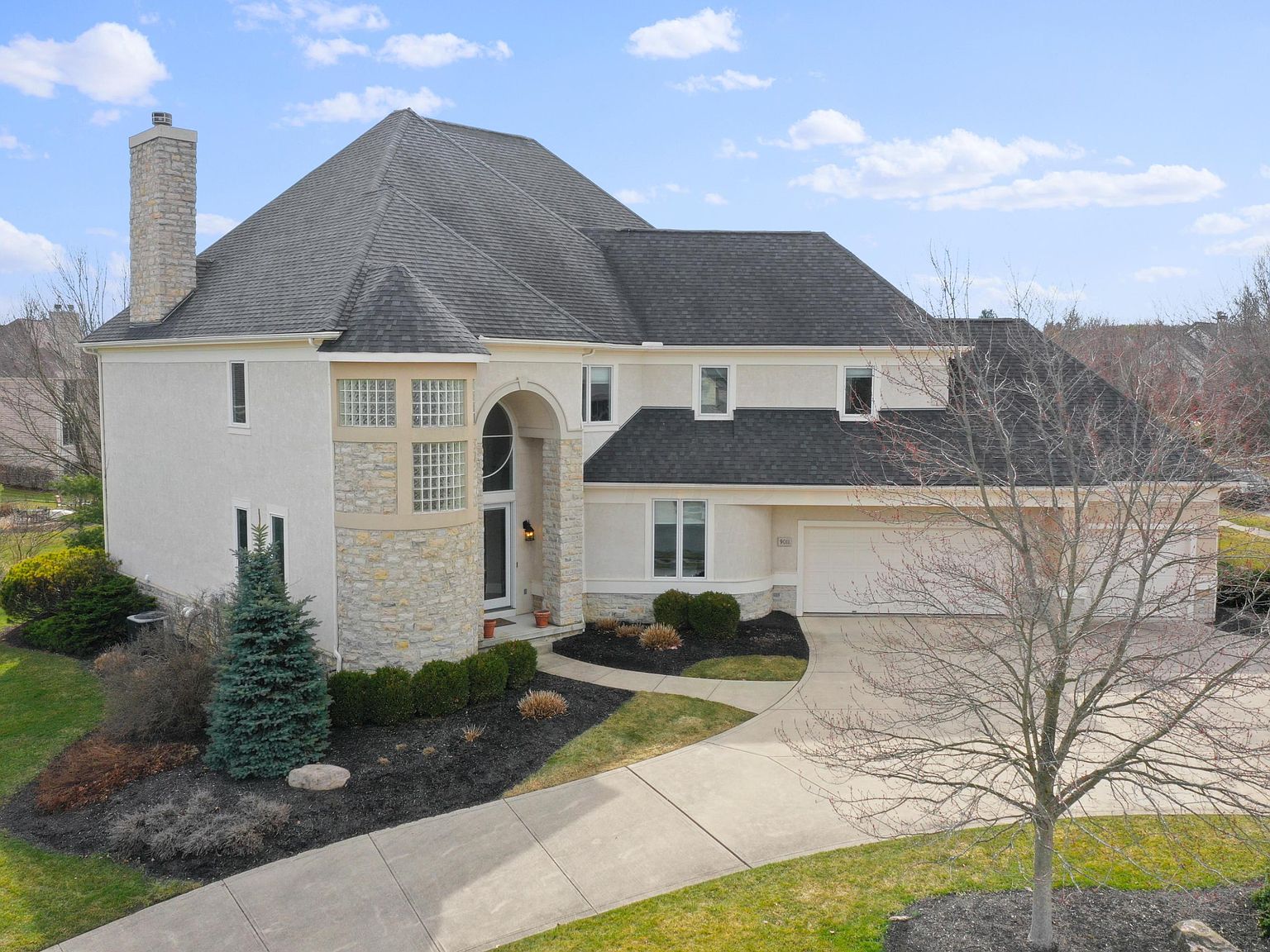 9011 Tartan Fields Dr, Dublin, OH 43017 Zillow