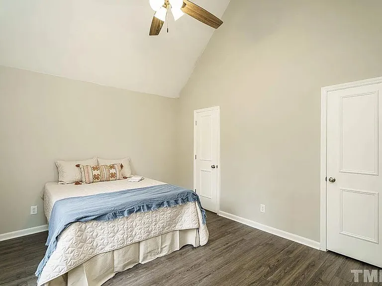 1219 Fernridge Dr — Photo 22