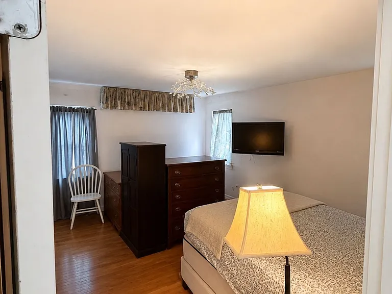 29 Box Tree Rd — Photo 5