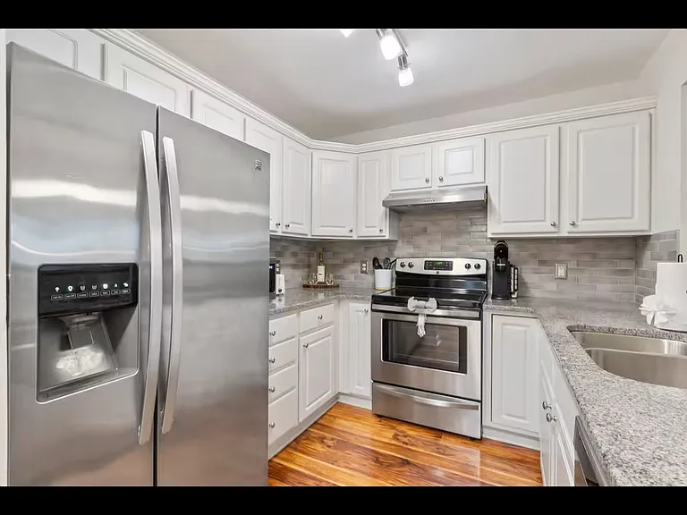 1211 Westview Ln #106 — Photo 5