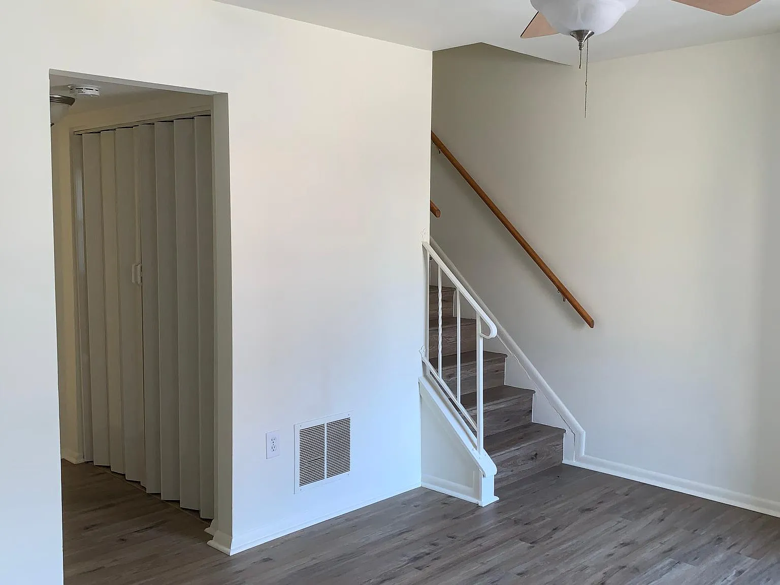 2 bed, 1.5 bath, 960 sqft, $2,200 — Photo 1