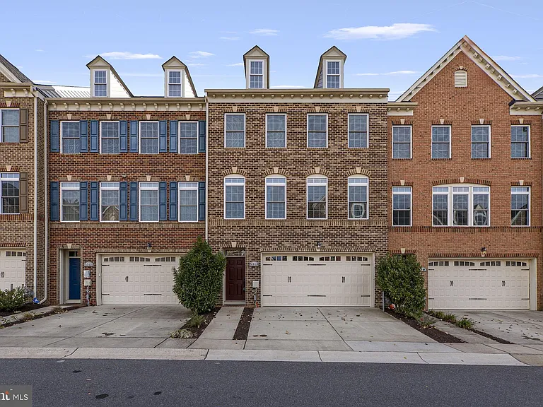5313 Stream Bank Ln — Photo 47