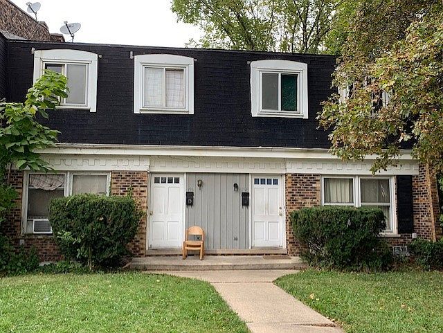 1st image of 796 & 798 Wilson Ave