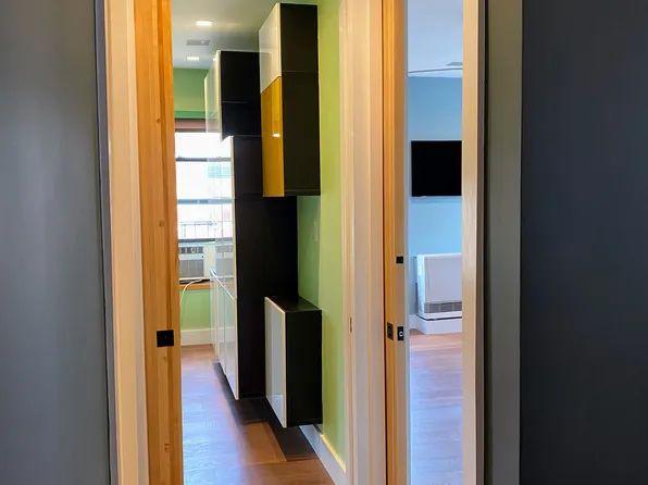 398 13th Street image 16 of 29