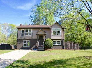 92 Twin Creek Trl NE, Kennesaw, GA 30144