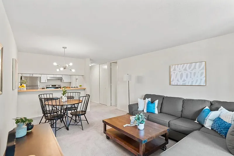 1 bed, 1.0 bath, 680 sqft, $1,800 — Photo 4