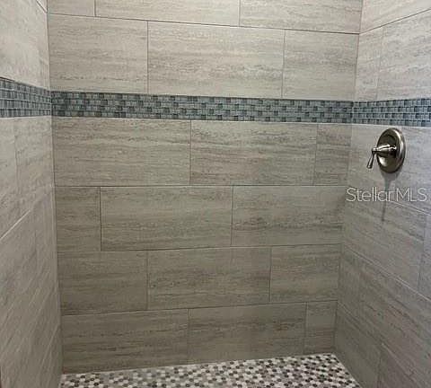 3rd image of 10270A 63rd Ln N