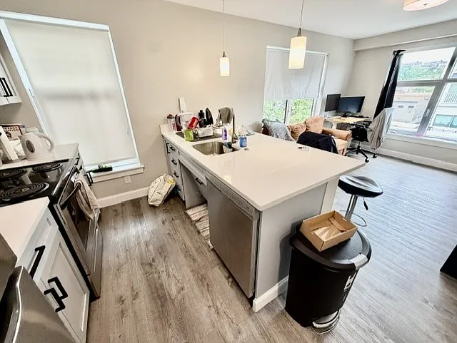 882 Massachusetts Ave #2E — Photo 12
