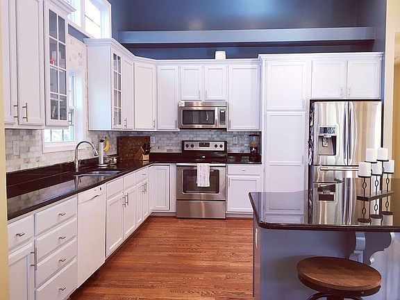 *New GE Dishwasher not shown