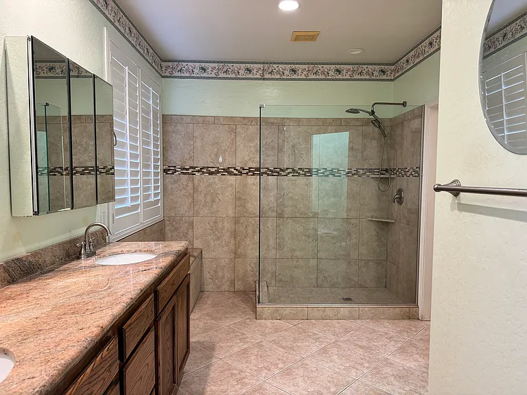 2821 E Stottler Ct — Photo 12