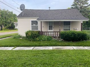 4022 Tuxedo Ave, Flint, MI 48507