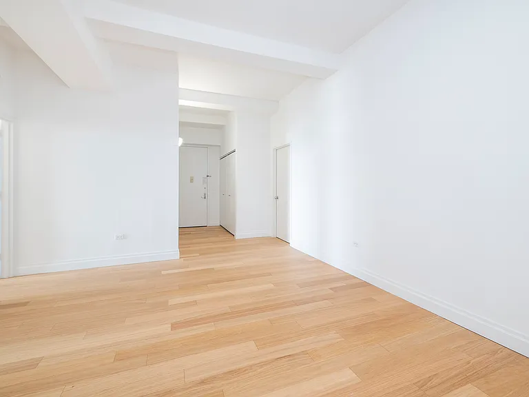 21 West St #18-A — Photo 8