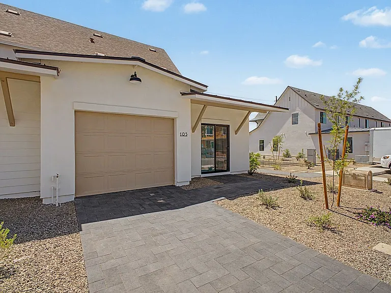 8232 E University Dr #102 — Photo 27