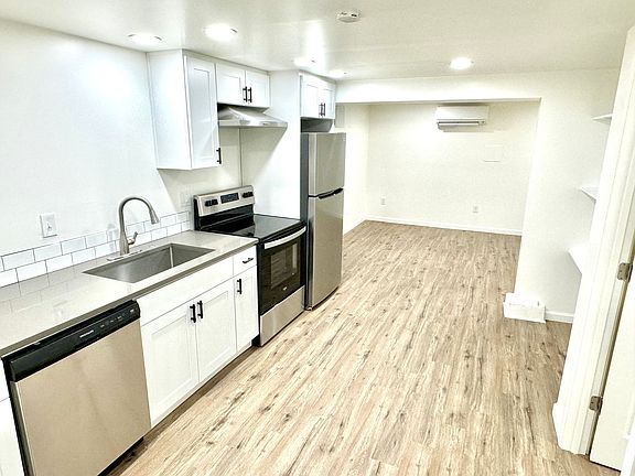 4th image of 9706 N Oswego Ave #B