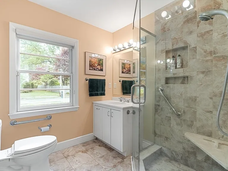 140 Paulson Rd — Photo 4