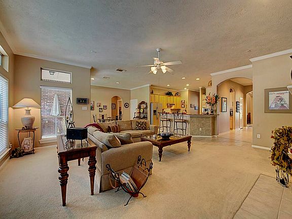 5th image of 4807 Chaperel Dr