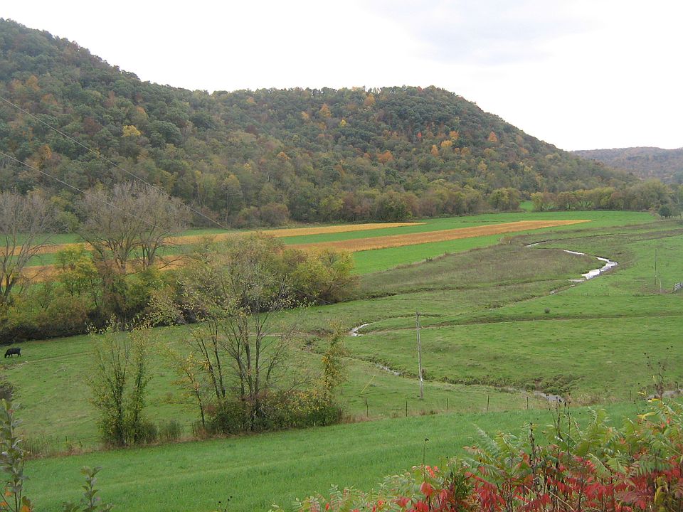2nd image of S3947 County Rd S