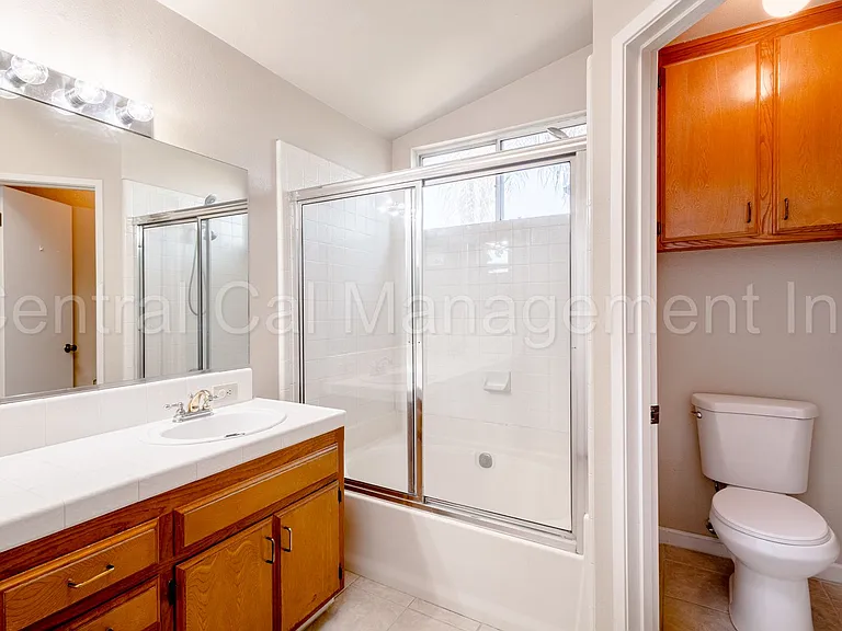 8004 Rushing River Ct — Photo 24