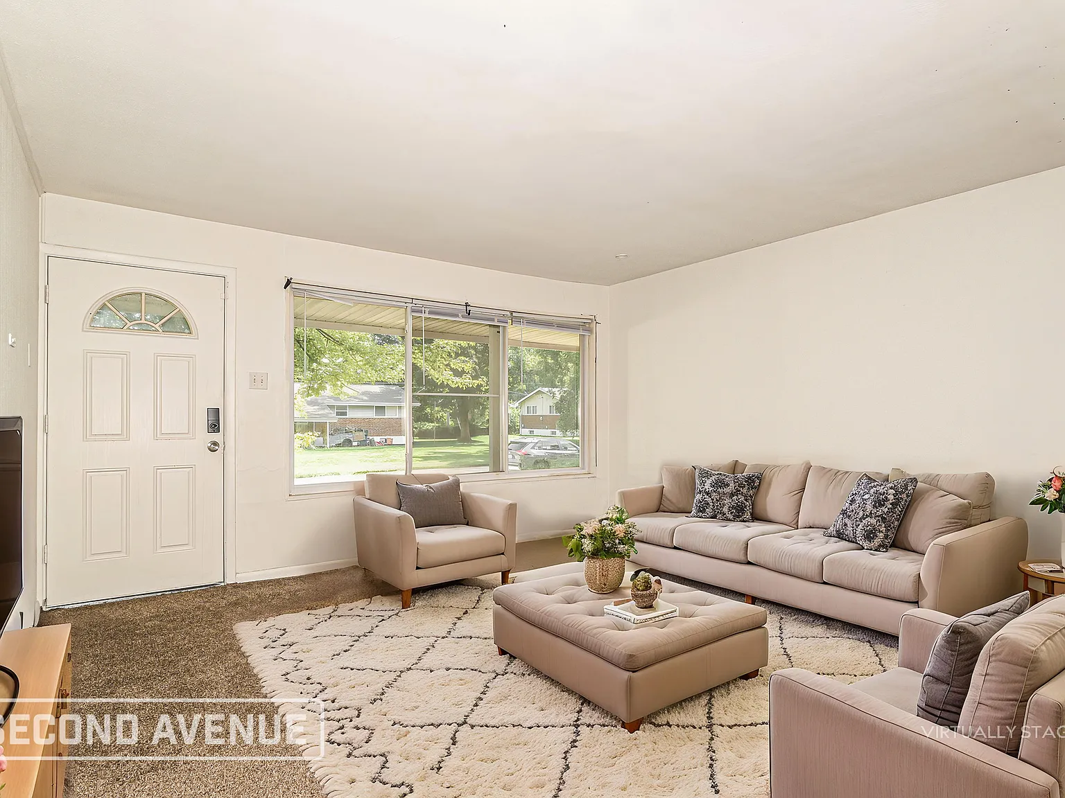 3 bed, 1.0 bath, 1807 sqft, $1,395 — Photo 2