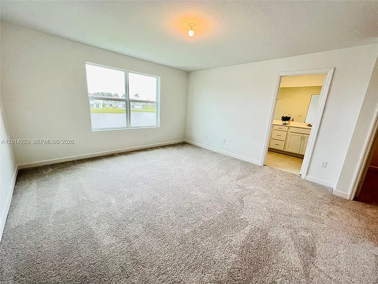 6923 Harbours Edge Ave — Photo 16