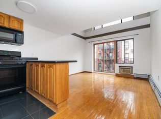 212 E 10th St APT 3B, New York, NY 10003