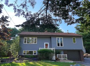 344 Maine St, Brunswick, ME 04011