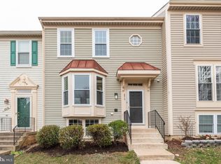 6512 Haversack Rd, Centreville, VA 20121