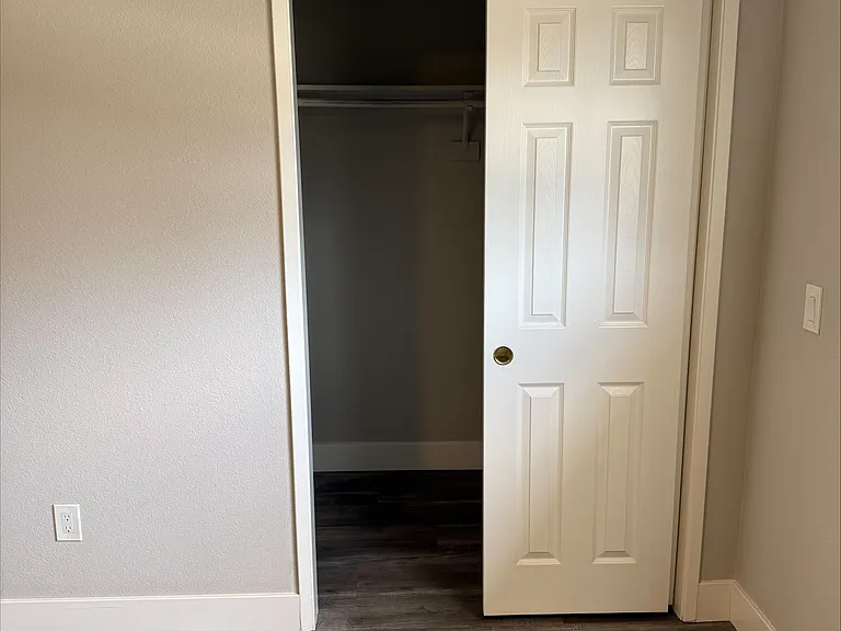 2204 Downar Way #2204 — Photo 6