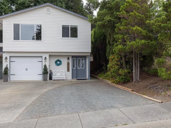 5824 Carrington Rd, Nanaimo, BC V9T 6C2