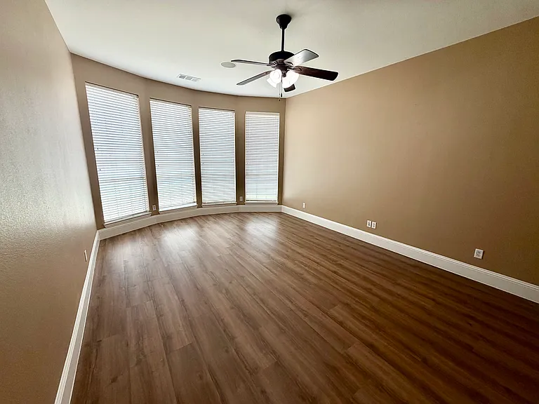 509 S Hampton Ct — Photo 14