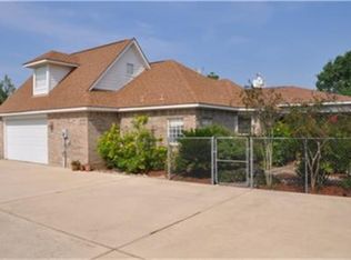 3634 Madison Ave, Beach City, TX 77523