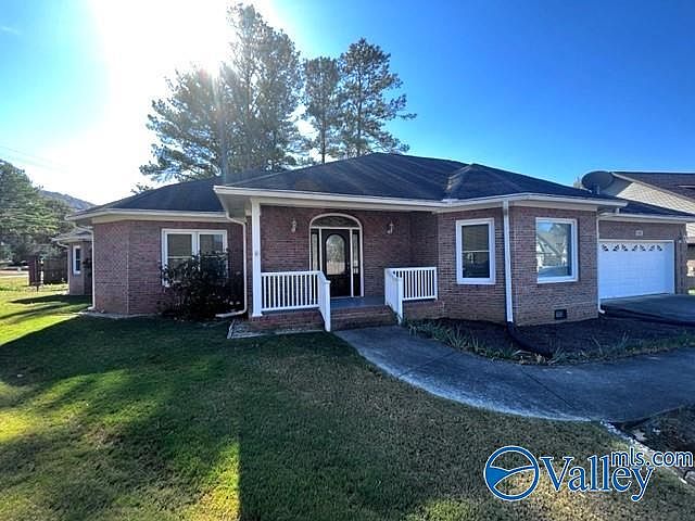1st image of 1816 Stampede Cir SE
