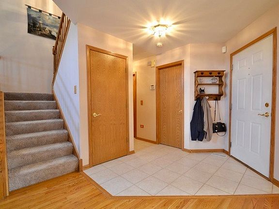 5th image of 11423 S Foxwoods Dr