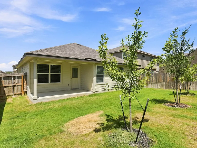 1710 Lavender Hl — Photo 29