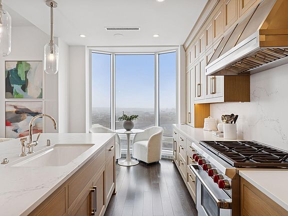 2nd image of 1111 W River Pkwy #24C