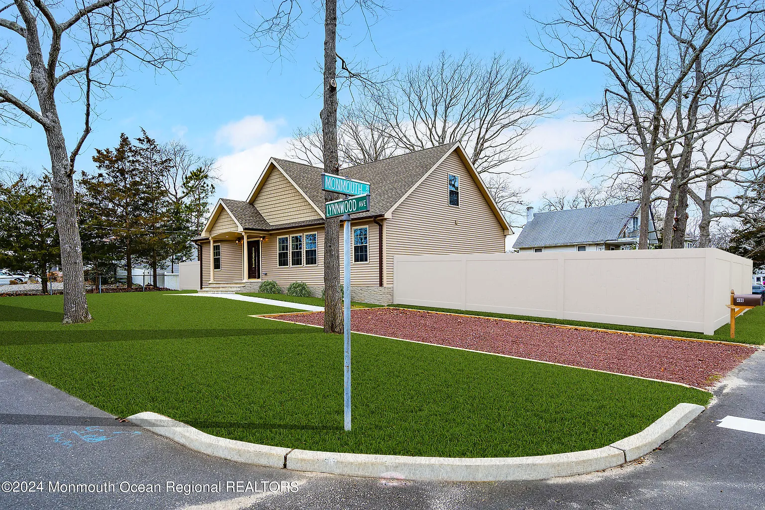 486 Monmouth Avenue photo 1