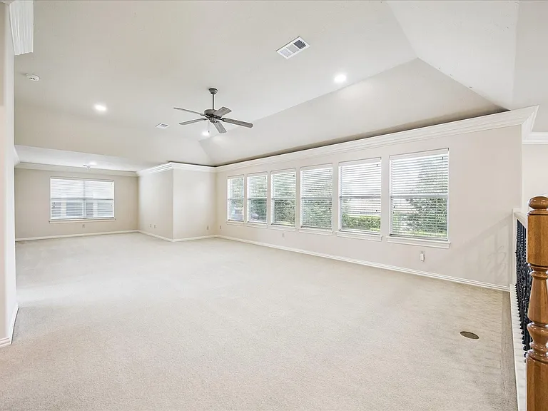 2210 Bywater Dr — Photo 37