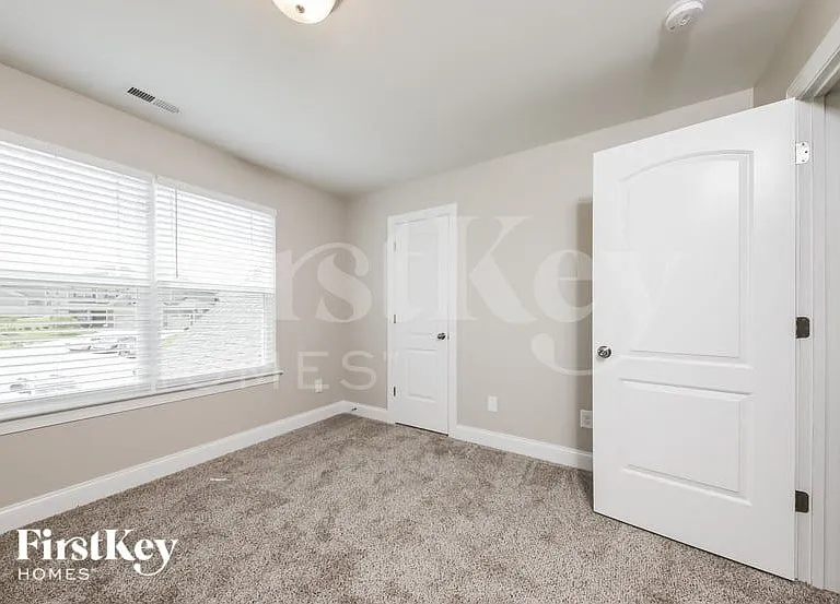2516 Steep Oak Ct — Photo 12