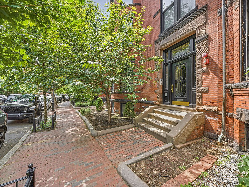 1st image of 431 Marlborough St #3